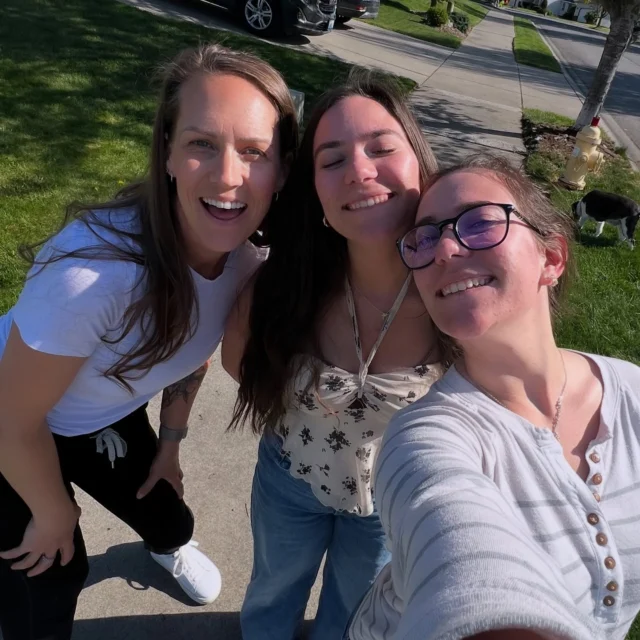 My babies + sunshine = making memories 💗💗

#babyababyb #twinmom #beckeoneil #momlife